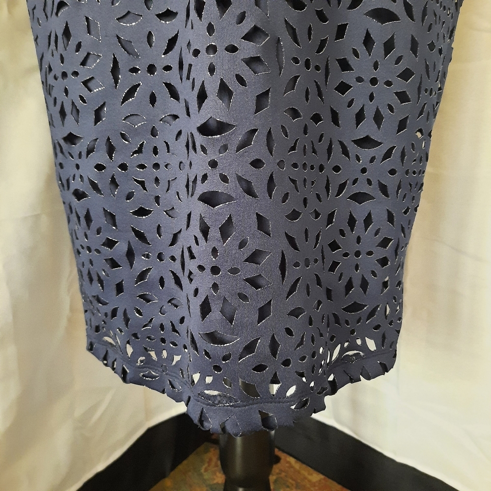 EnFocus Navy Blue Sheath Dress Women Sz 12 V Neck Eyelet Detail Cutouts Midi - Picture 5 of 15